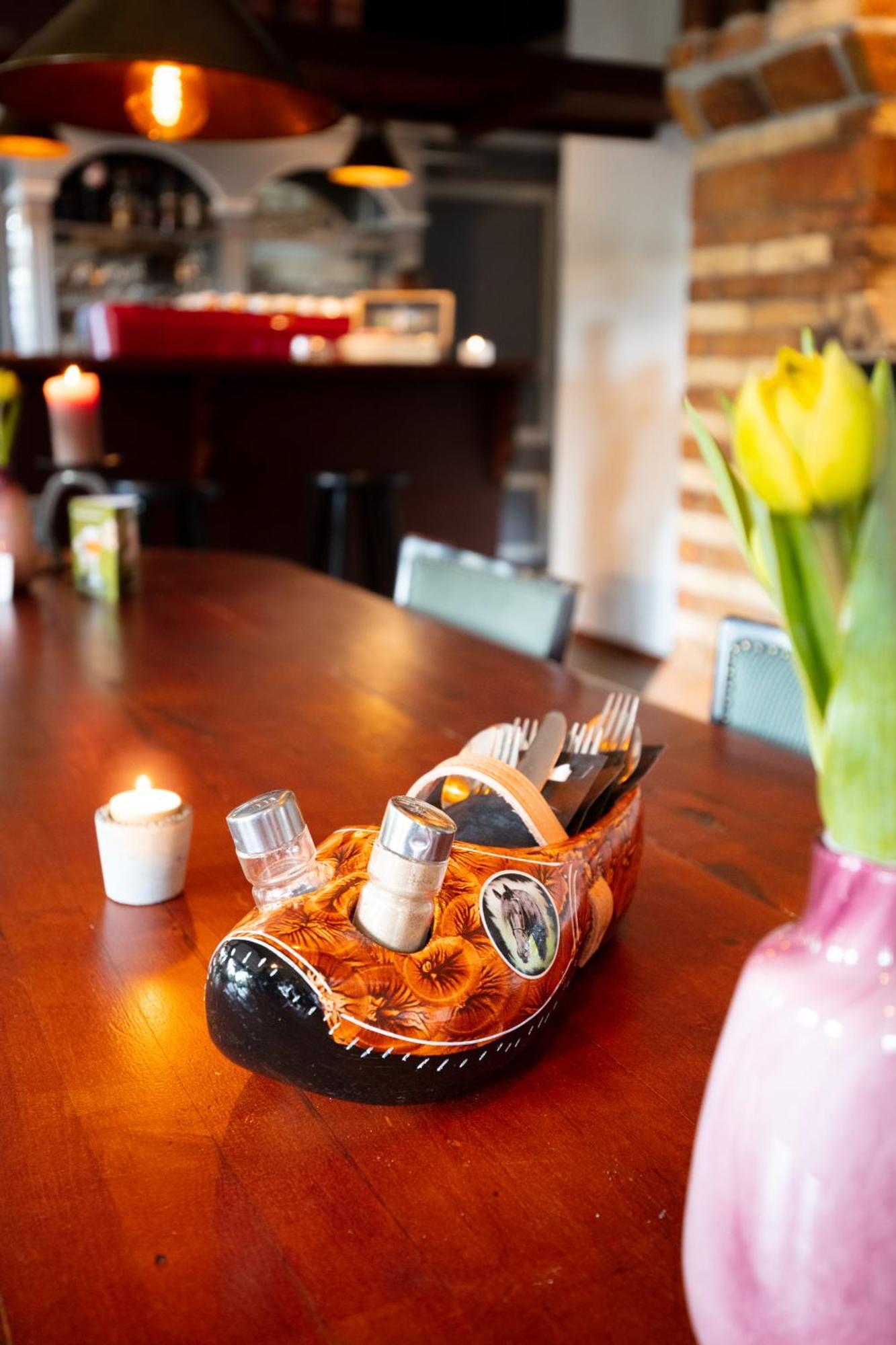 Westernieland De Oude Smidse酒店 外观 照片