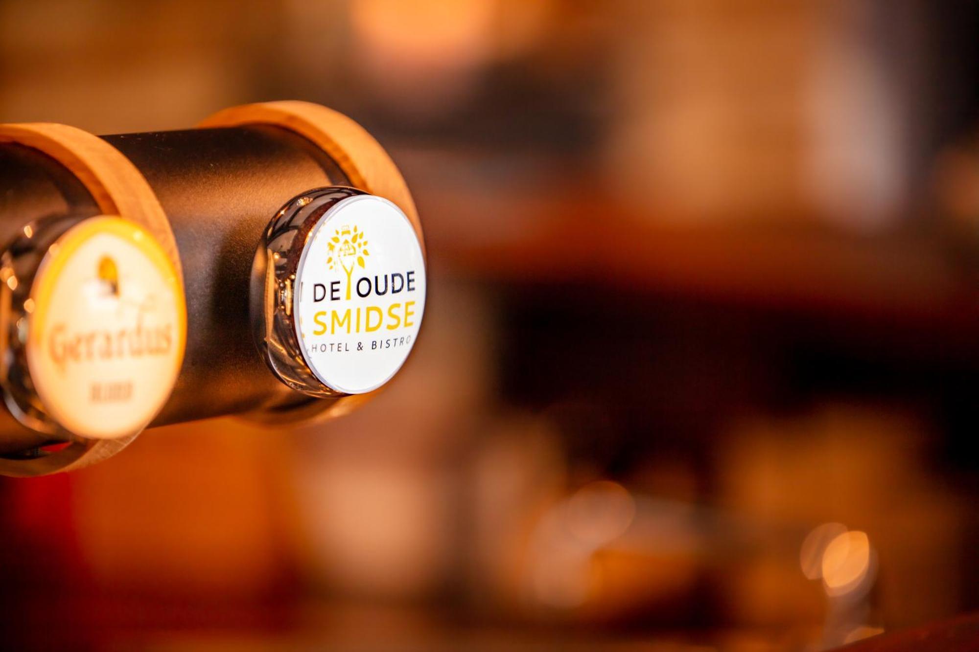 Westernieland De Oude Smidse酒店 外观 照片